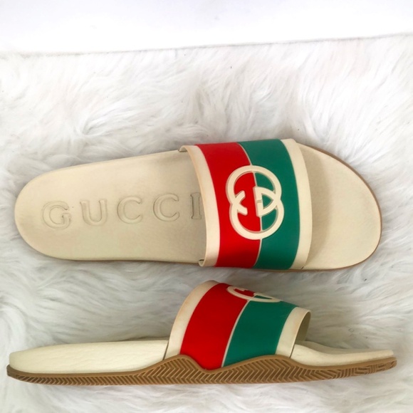 Sandals_&_Flip_Flops